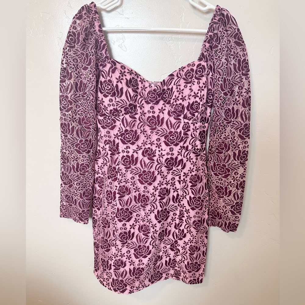 Adelyn Rae floral pink mini dress. Size small. Great condition. Worn once.